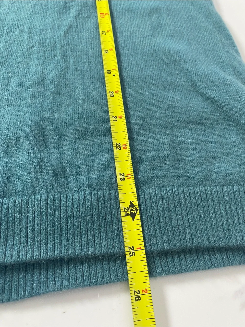 L.L. Bean Women's Classic Cashmere Crewneck Teal Green 1X Fitted - Picture 8 of 8